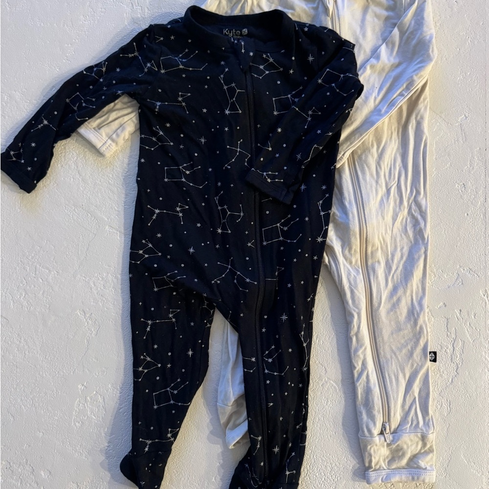 Kyte BABY Constellation and Neutral Rompers 6-12